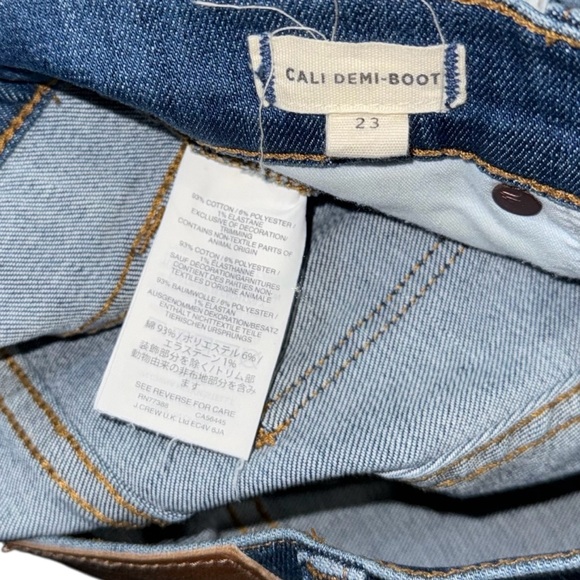 Madewell Cali Demi-Boot Jeans Size 23 Haywood Wash Destructed Hem Cropped Flare - Picture 7 of 11